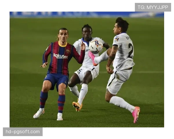 从医院回到赛场：报道赫塔菲前锋于纳尔重伤复出后的首粒进球